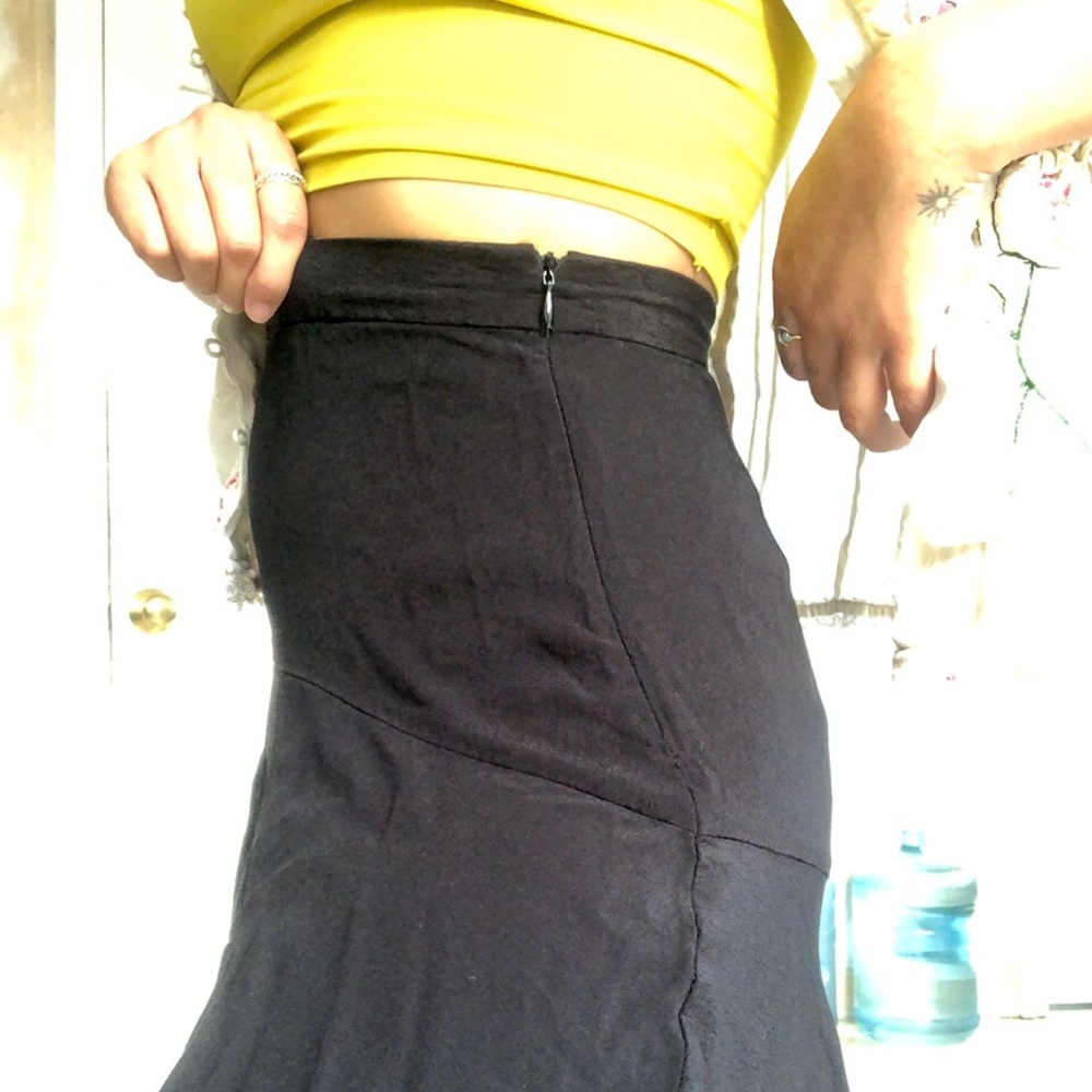 Flowy skirt - Picture 3 of 4